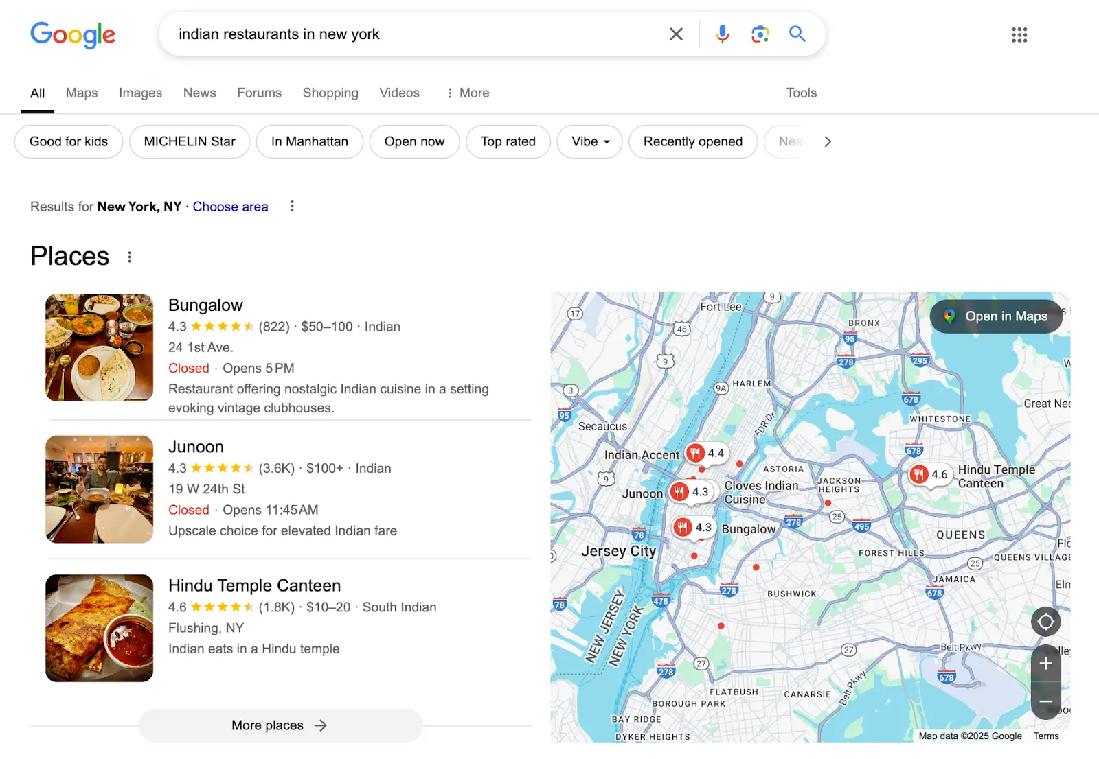 Résultats de recherche Google pour « restaurants indiens à New York » affichant Map Pack.